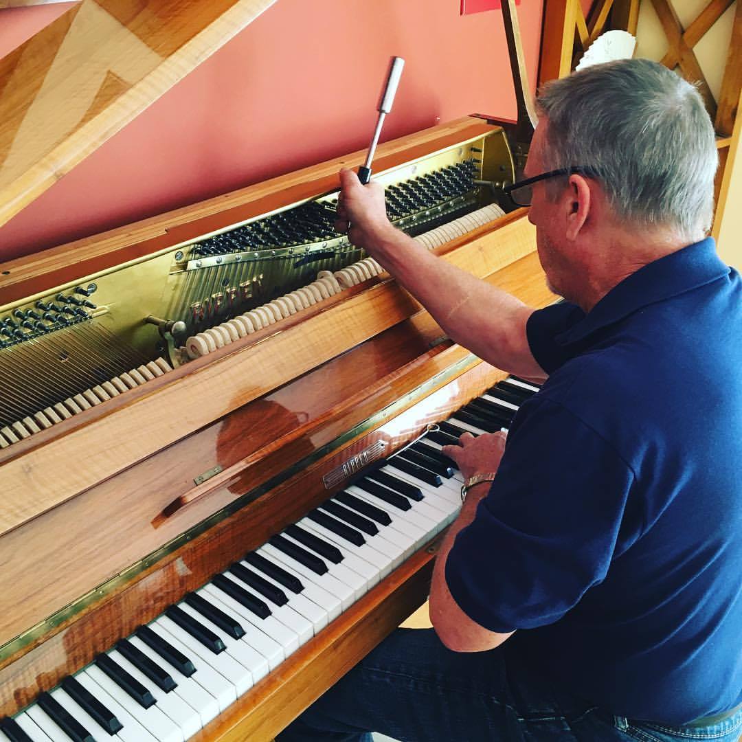 Tuning an upright piano